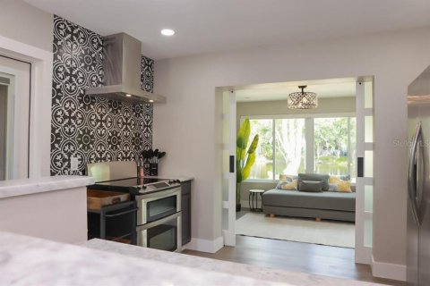 Villa ou maison à vendre à Palm Harbor, Floride: 2 chambres, 78.04 m2 № 2427193 - photo 13