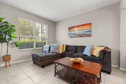 Villa ou maison à vendre à Kissimmee, Floride: 7 chambres, 263.29 m2 № 1869653 - photo 6