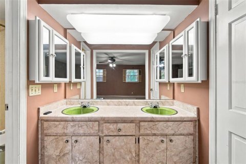 Casa en venta en Brandon, Florida, 3 dormitorios, 229.19 m2 № 2383403 - foto 8
