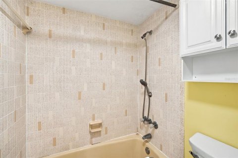 Casa en venta en Brandon, Florida, 3 dormitorios, 229.19 m2 № 2383403 - foto 9