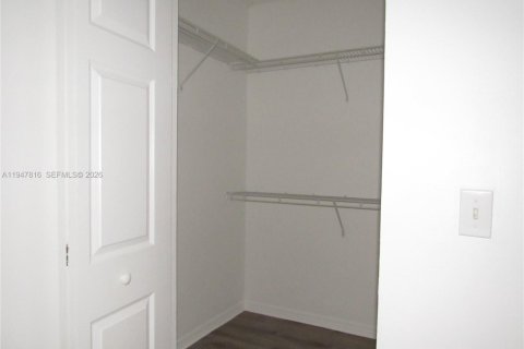 Снять в аренду кондоминиум в Мирамар, Флорида 3 спальни, 105.17м2, № 2003911 - фото 14