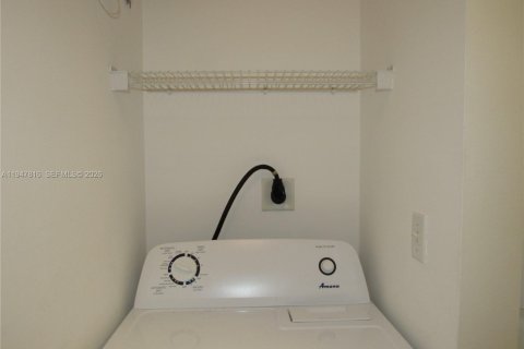 Снять в аренду кондоминиум в Мирамар, Флорида 3 спальни, 105.17м2, № 2003911 - фото 6