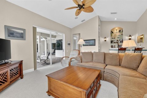 House in Dade City, Florida 3 bedrooms, 328.87 sq.m. № 1901561 - photo 26
