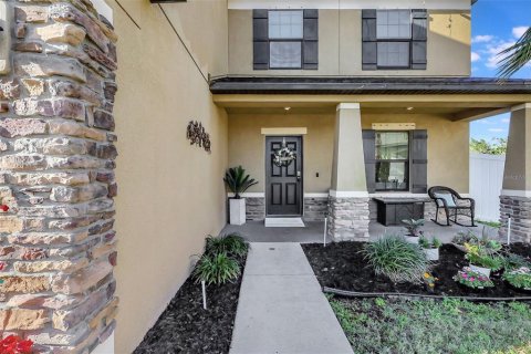 House in Palmetto, Florida 5 bedrooms, 284.28 sq.m. № 1630764 - photo 10
