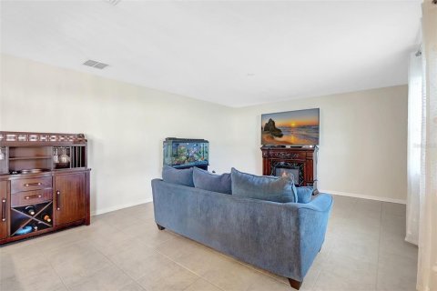 House in Palmetto, Florida 5 bedrooms, 284.28 sq.m. № 1630764 - photo 25