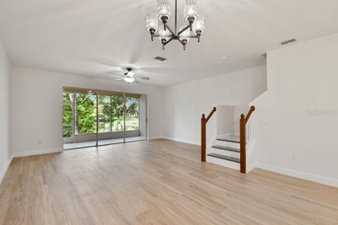Touwnhouse à vendre à Tarpon Springs, Floride: 3 chambres, 163.42 m2 № 1919785 - photo 15