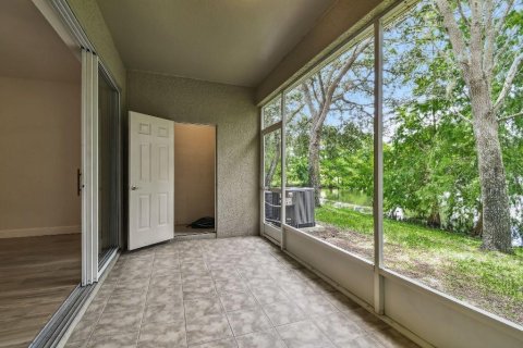 Touwnhouse à vendre à Tarpon Springs, Floride: 3 chambres, 163.42 m2 № 1919785 - photo 21