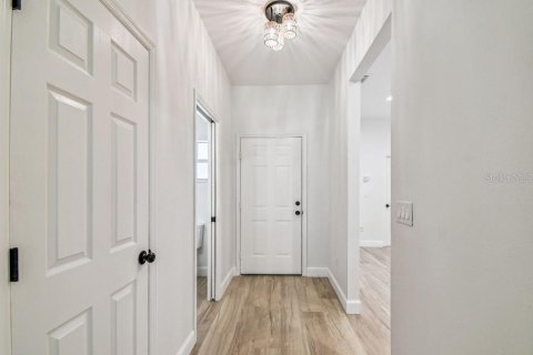 Touwnhouse à vendre à Tarpon Springs, Floride: 3 chambres, 163.42 m2 № 1919785 - photo 5