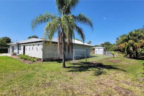 Casa en venta en LaBelle, Florida, 3 dormitorios, 145.3 m2 № 1783948 - foto 2