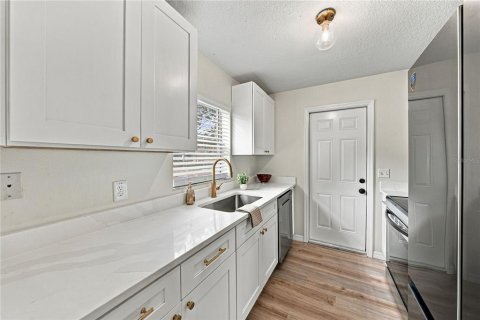Villa ou maison à vendre à Ocala, Floride: 3 chambres, 101.45 m2 № 2389310 - photo 16