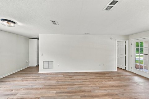 Villa ou maison à vendre à Ocala, Floride: 3 chambres, 101.45 m2 № 2389310 - photo 12