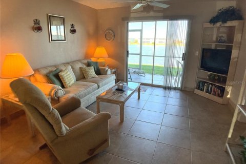 Copropriété à vendre à Port Charlotte, Floride: 2 chambres, 96.99 m2 № 1419434 - photo 9