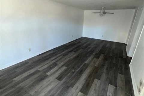 Apartment in Leesburg, Florida 1 bedroom, 53.51 sq.m. № 1540232 - photo 3