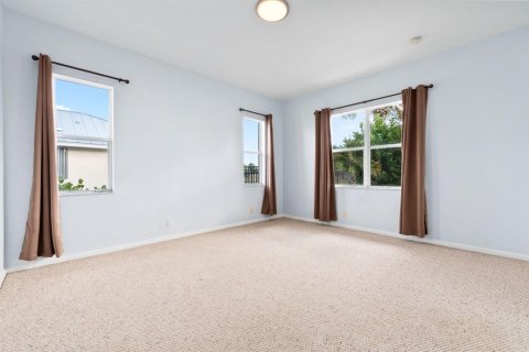 House in Port St. Lucie, Florida 5 bedrooms, 232.07 sq.m. № 2086976 - photo 25