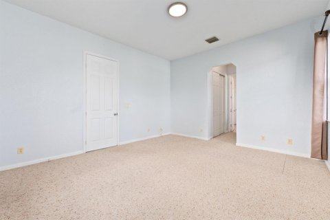 House in Port St. Lucie, Florida 5 bedrooms, 232.07 sq.m. № 2086976 - photo 27