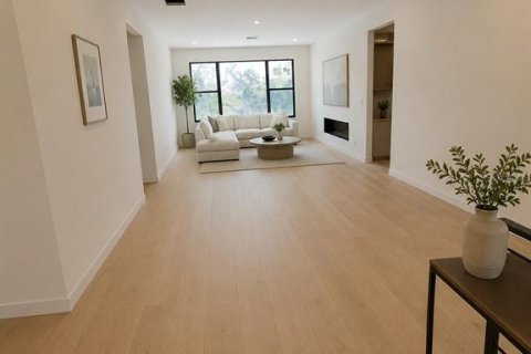 Casa en venta en Tampa, Florida, 4 dormitorios, 446.3 m2 № 2218834 - foto 5