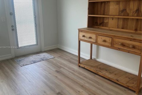 Copropriété à louer à Deerfield Beach, Floride: 1 chambre, 68.56 m2 № 1982169 - photo 6