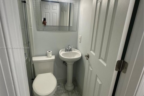 Copropriété à louer à Deerfield Beach, Floride: 1 chambre, 68.56 m2 № 1982169 - photo 24