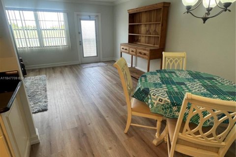 Copropriété à louer à Deerfield Beach, Floride: 1 chambre, 68.56 m2 № 1982169 - photo 8