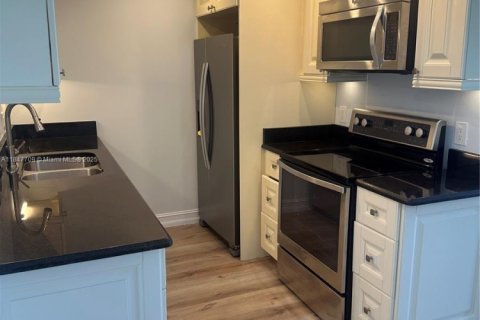 Copropriété à louer à Deerfield Beach, Floride: 1 chambre, 68.56 m2 № 1982169 - photo 10