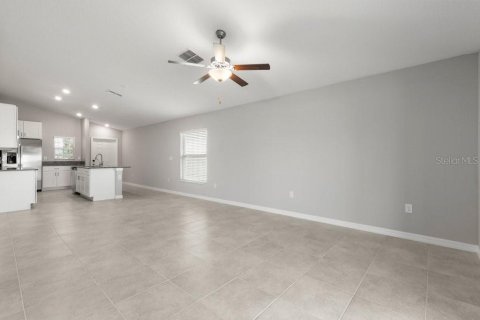 Villa ou maison à louer à Sun City Center, Floride: 3 chambres, 117.99 m2 № 2239177 - photo 8