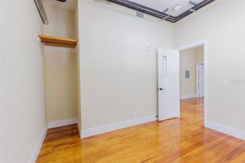 Apartamento en alquiler en DeLand, Florida, 3 dormitorios, 112.88 m2 № 1879154 - foto 6