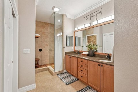 Condo in Sun City Center, Florida, 3 bedrooms № 2122595 - photo 20