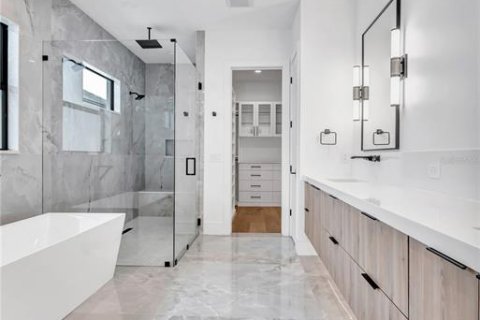Купить виллу или дом в Тампа, Флорида 10 комнат, 464.88м2, № 1556545 - фото 12