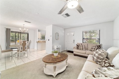 Touwnhouse à vendre à Ocala, Floride: 2 chambres, 85.84 m2 № 1761534 - photo 12