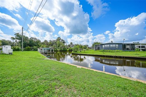 Casa en venta en Punta Gorda, Florida, 2 dormitorios, 110 m2 № 1855840 - foto 25