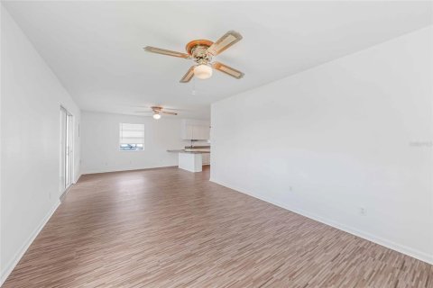 Casa en venta en Punta Gorda, Florida, 2 dormitorios, 110 m2 № 1855840 - foto 9