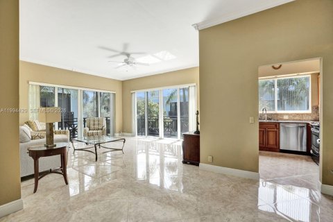 Купить кондоминиум в Форт-Лодердейл, Флорида 2 спальни, 117.43м2, № 2060833 - фото 14