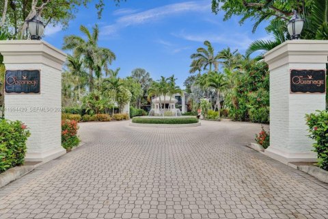 Купить кондоминиум в Форт-Лодердейл, Флорида 2 спальни, 117.43м2, № 2060833 - фото 2