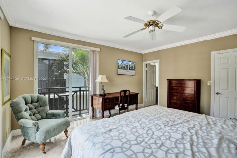 Купить кондоминиум в Форт-Лодердейл, Флорида 2 спальни, 117.43м2, № 2060833 - фото 22