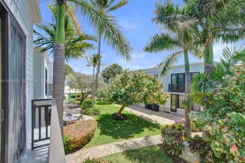 Купить кондоминиум в Форт-Лодердейл, Флорида 2 спальни, 117.43м2, № 2060833 - фото 5