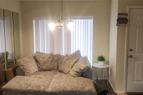 Condo in Venice, Florida, 2 bedrooms  № 2110849 - photo 5