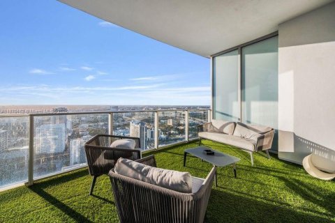 Condo in Miami, Florida, 1 bedroom  № 1895319 - photo 16