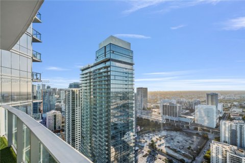 Condo in Miami, Florida, 1 bedroom  № 1895319 - photo 17