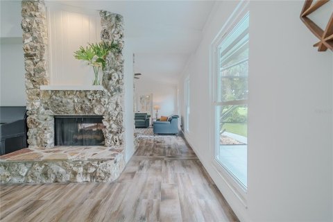 Villa ou maison à vendre à New Smyrna Beach, Floride: 4 chambres, 242.2 m2 № 2142842 - photo 15