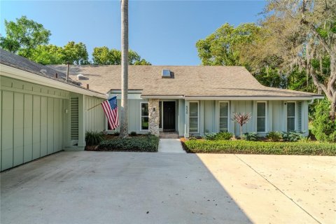Villa ou maison à vendre à New Smyrna Beach, Floride: 4 chambres, 242.2 m2 № 2142842 - photo 4
