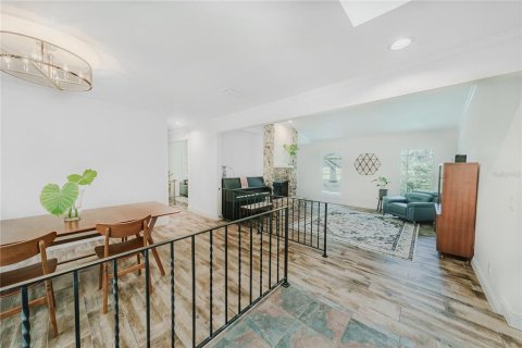 Villa ou maison à vendre à New Smyrna Beach, Floride: 4 chambres, 242.2 m2 № 2142842 - photo 9