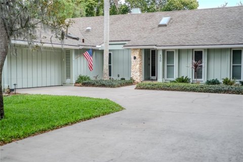 Villa ou maison à vendre à New Smyrna Beach, Floride: 4 chambres, 242.2 m2 № 2142842 - photo 3