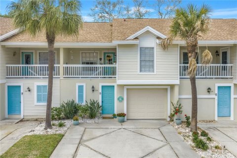 Condo in Treasure Island, Florida, 2 bedrooms  № 2097296