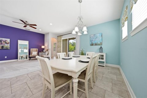 House in Clermont, Florida 4 bedrooms, 204.85 sq.m. № 2110210 - photo 25