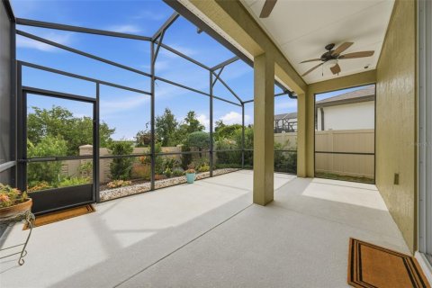 House in Clermont, Florida 4 bedrooms, 204.85 sq.m. № 2110210 - photo 7