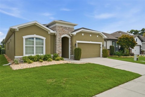 House in Clermont, Florida 4 bedrooms, 204.85 sq.m. № 2110210 - photo 9