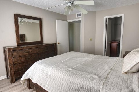 Condominio en venta en Orlando, Florida, 1 dormitorio, 62.52 m2 № 1587585 - foto 11