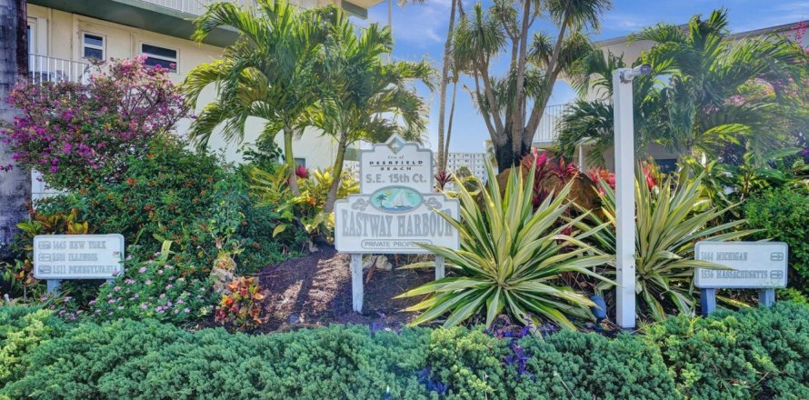 Condominio en Deerfield Beach, Florida, 2 dormitorios № 1155445