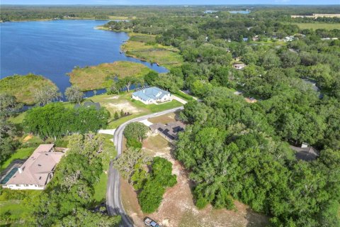House in Inverness, Florida 5 bedrooms, 224.27 sq.m. № 1782442 - photo 23