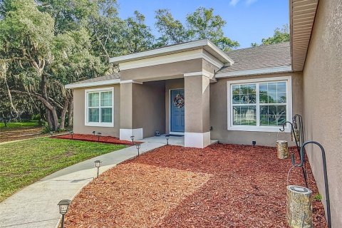 House in Inverness, Florida 5 bedrooms, 224.27 sq.m. № 1782442 - photo 5
